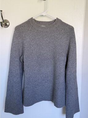 Cashmere Crewneck Knit Sweater - Gray